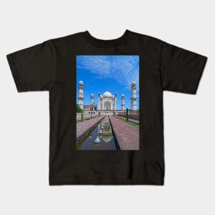 Bibi ka Maqbara from canal. Kids T-Shirt